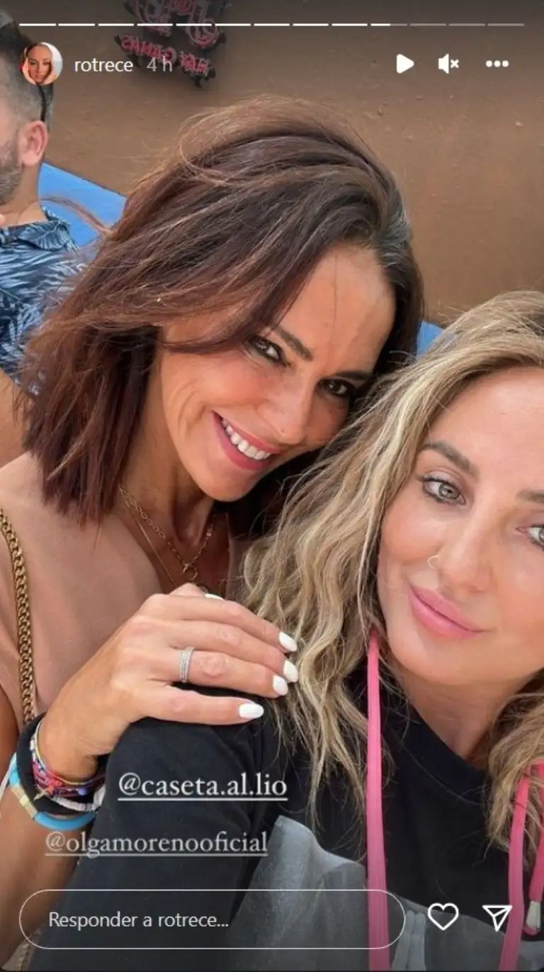 Olga Moreno y Rocío Flores en la Feria de Málaga