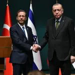  Israel y Turquía restablecen completamente sus relaciones diplomáticas