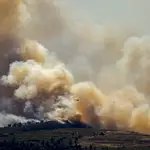  El fuego de Bejís, incontrolable, amenaza la Sierra Calderona