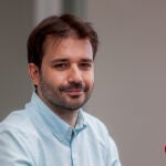 El coordinador autonómico de Podemos Murcia, Javier Sánchez Serna, durante una entrevista con Europa Press