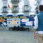 Pintadas que reclaman  la «libertad» del País Vasco