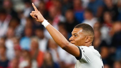 Kylian Mbappé celebra un gol con el PSG
