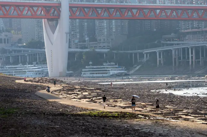 Por qué la histórica sequía del río Yangtsé en China podría provocar un colapso de la economía global