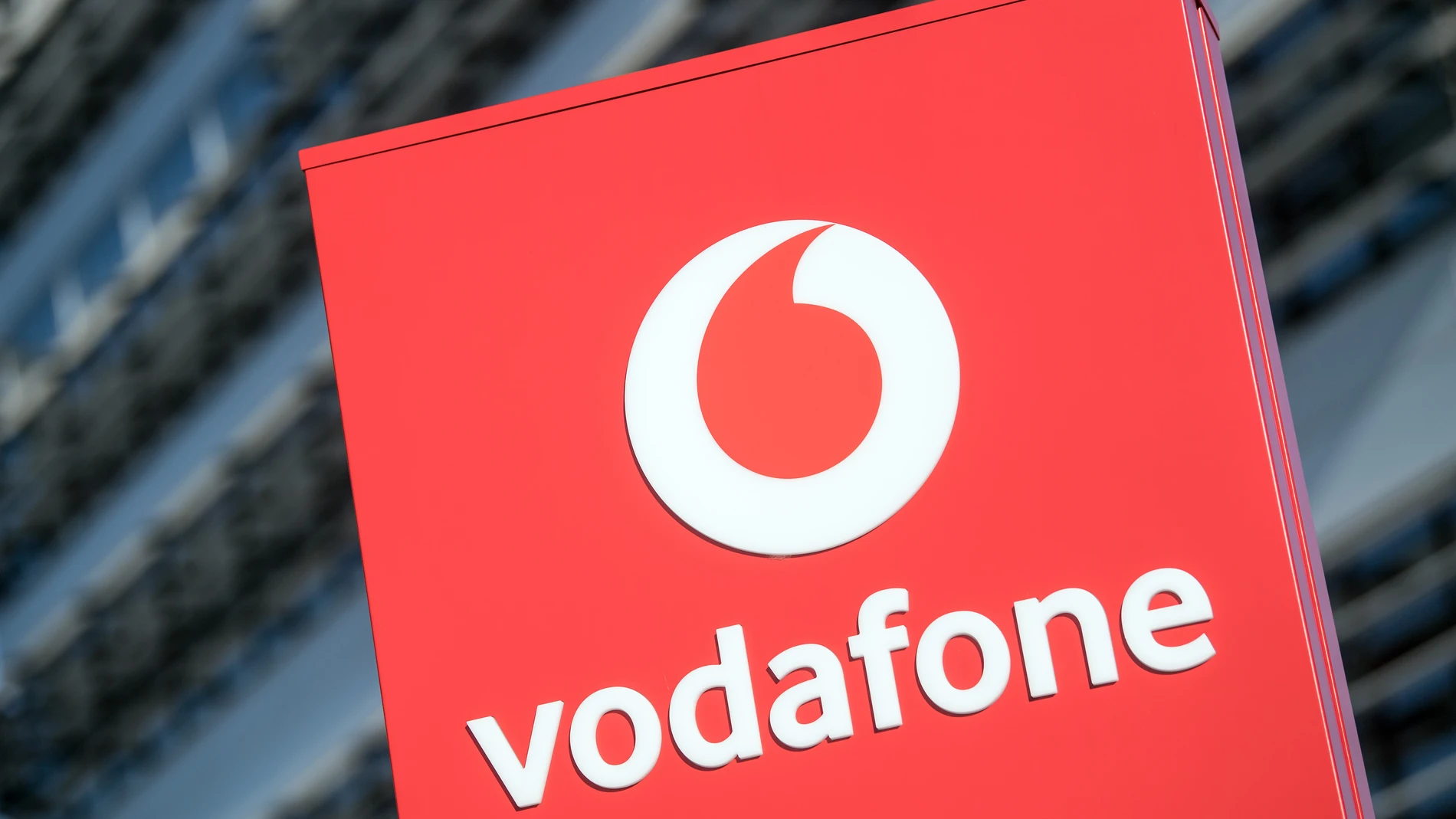 Logo de Vodafone en una de sus dependencias