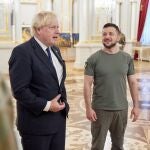 Boris Johnson junto Volodimir Zelensky durante su visita a Kiev