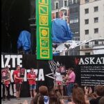 La comparsa Kaskagorri realiza un acto en apoyo a los terroristas miembros de su comparsa que se encuentran actualmente en prisión