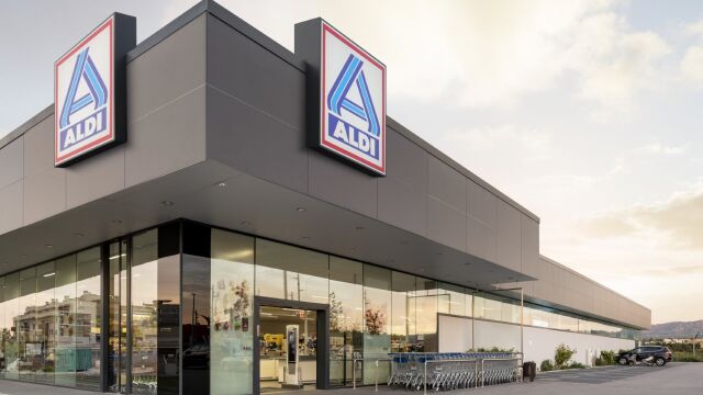 Fachada de un supermercado ALDI