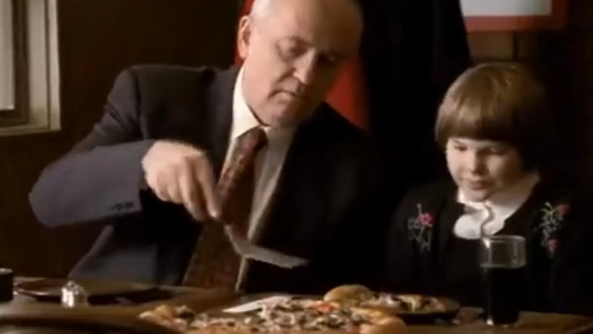 Imagen de Gorbachov en el anuncio de las pizzas