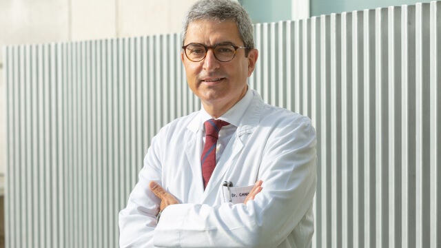 Dr. Adrián Cano