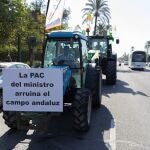 Las organizaciones agrarias convocaron una tractorada en octubre de 2021 para exigir a Luis Planas que rectificase su propuesta del Plan Estratégico de la PAC