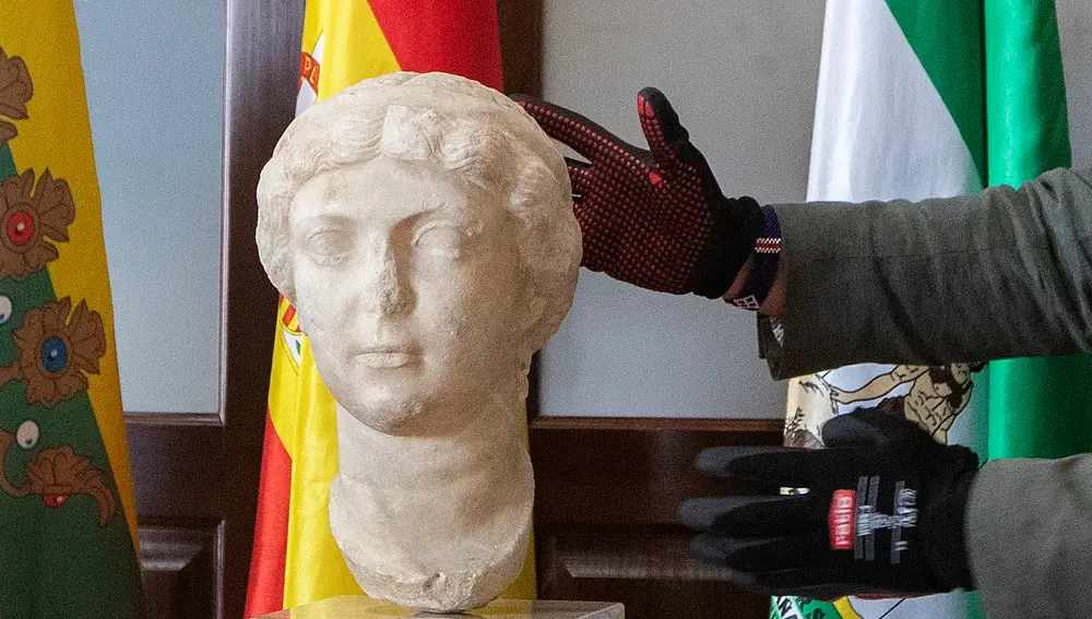 La cabeza romana de Antonia Minor. EFE/Román Ríos.