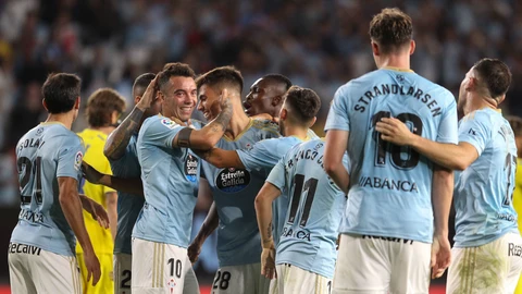 Los futbolistas del Celta de Vigo celebran un gol. EFE/Salvador Sas