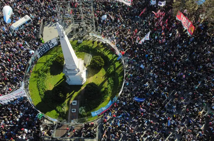 El intento de asesinato de Cristina Kirchner sacude a una Argentina dividida