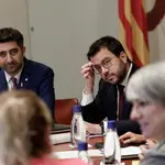 El presidente de la Generalitat, Pere Aragonés, y su vicepresidente, Jordi Puigneró, durante la reunión semanal del Govern