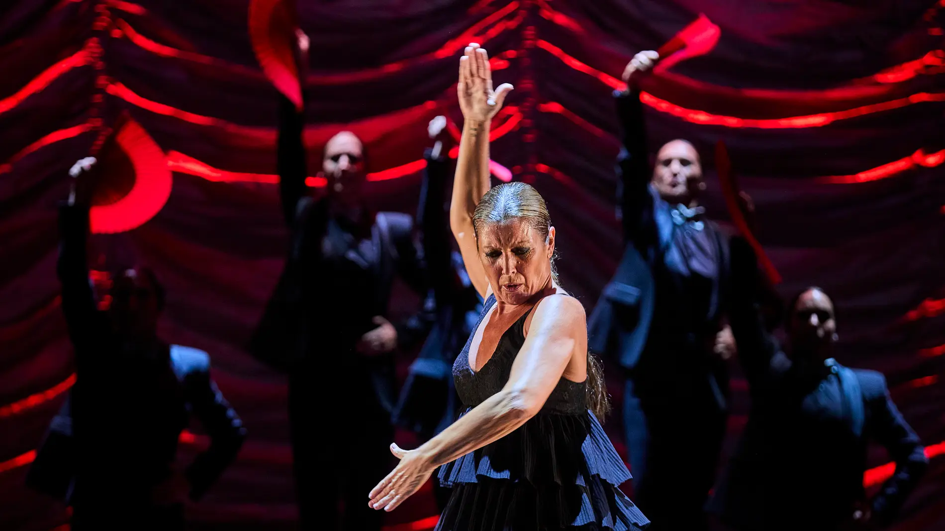 Sara Taras estrenará el 8 de septiembre en Madrid "Alma", un espectáculo en el que fusiona la "fuerza" del flamenco con la "dulzura" del bolero.