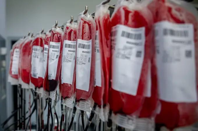 Transfunden por primera vez sangre artificial a voluntarios sanos