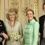 El Príncipe Carlos, su mujer, Camilla Parker, y los hijos de esta, Tom y Laura Parker Bowles