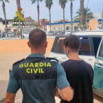 La Guardia Civil detiene a un presunto exhibicionista en Los Alcázares