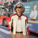 Carmen Gimeno con biker de Zara.