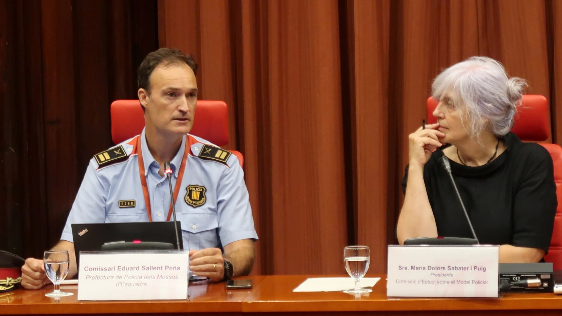Imagen de la comparecencia del comisario de los Mossos d'Esquadra, Eduard Sallent, en la Comisión de Estudio del Modelo Policial en el Parlament de Catalunya
PARLAMENT DE CATALUNYA
09/09/2022