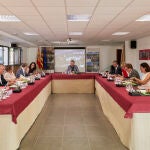 El president de la Generalitat, Ximo Puig (c), preside la primera reunión semanal del Gobierno valenciano después del verano