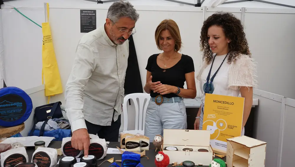 Las diputadas Noemí Otero y Magdalena Rodríguez apoyan a los productores segovianos en el &quot;Fromago Cheese Experience&quot;