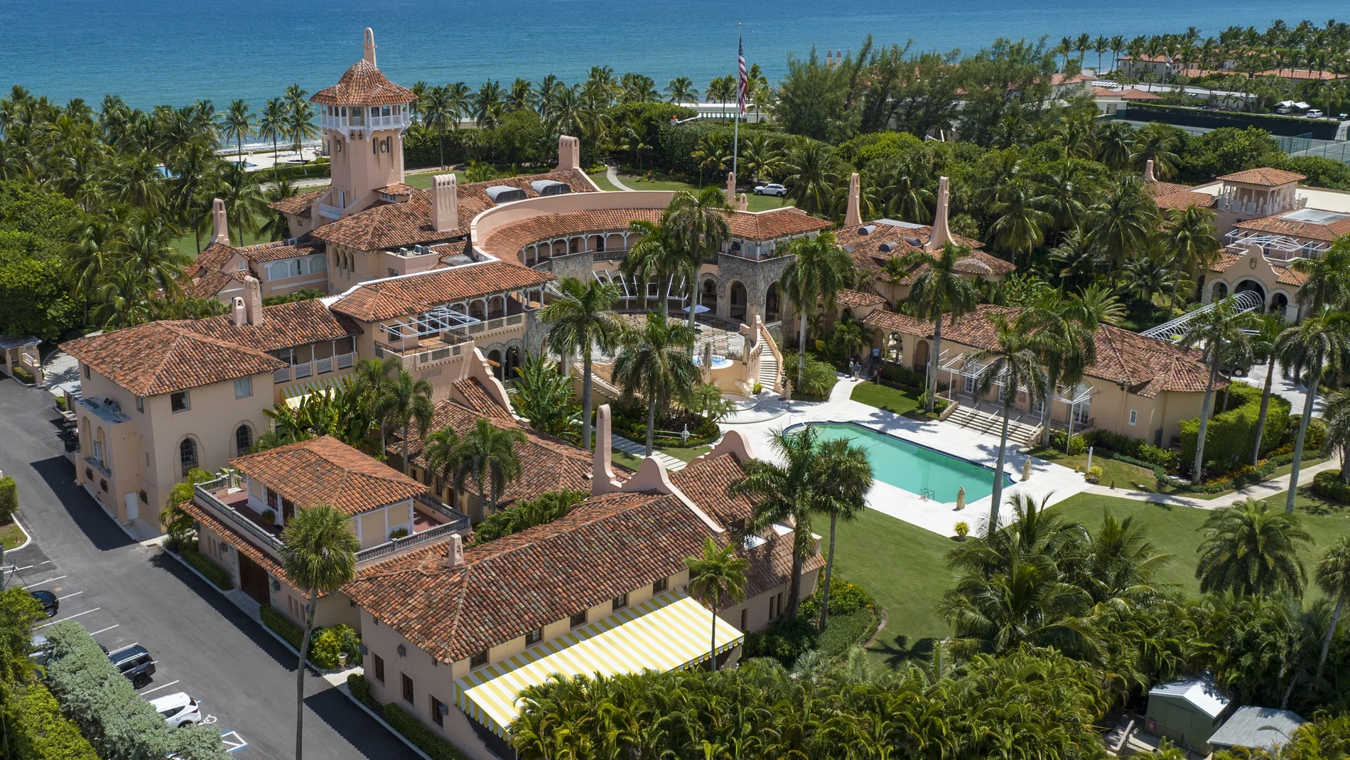 Donald Trump se refugió en su mansión de Mar-a-Lago en Florida tras dejar la Casa Blanca