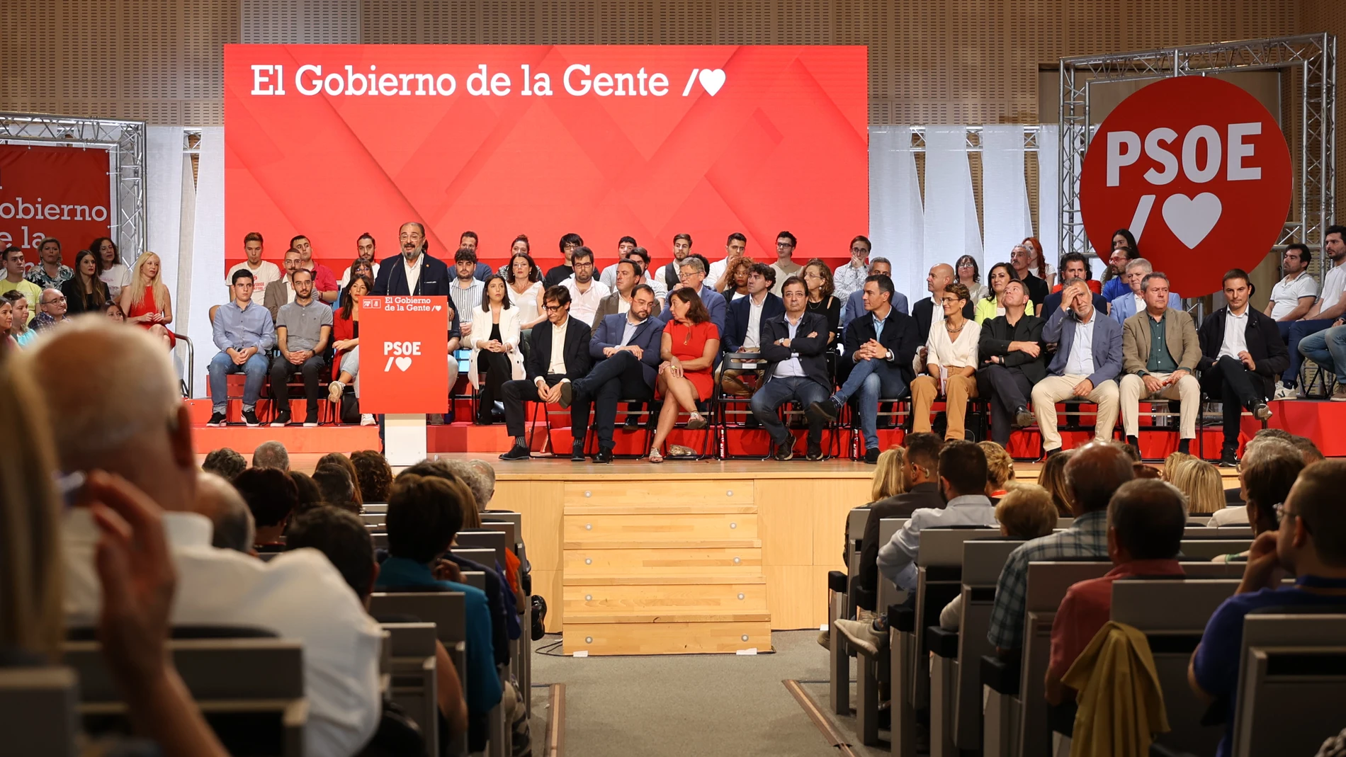El Consejo Político Federal del PSOE, en el World Trade Center, en Zaragoza. Fabián Simón / Europa Press