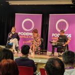 El líder de Podemos en Castilla y León, Pablo Fernández, durante el encuentro celebrado en Valladolid, en el que ha participado Juan Carlos Monedero