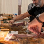 Cortadores de jamón. EFE/Antonio García