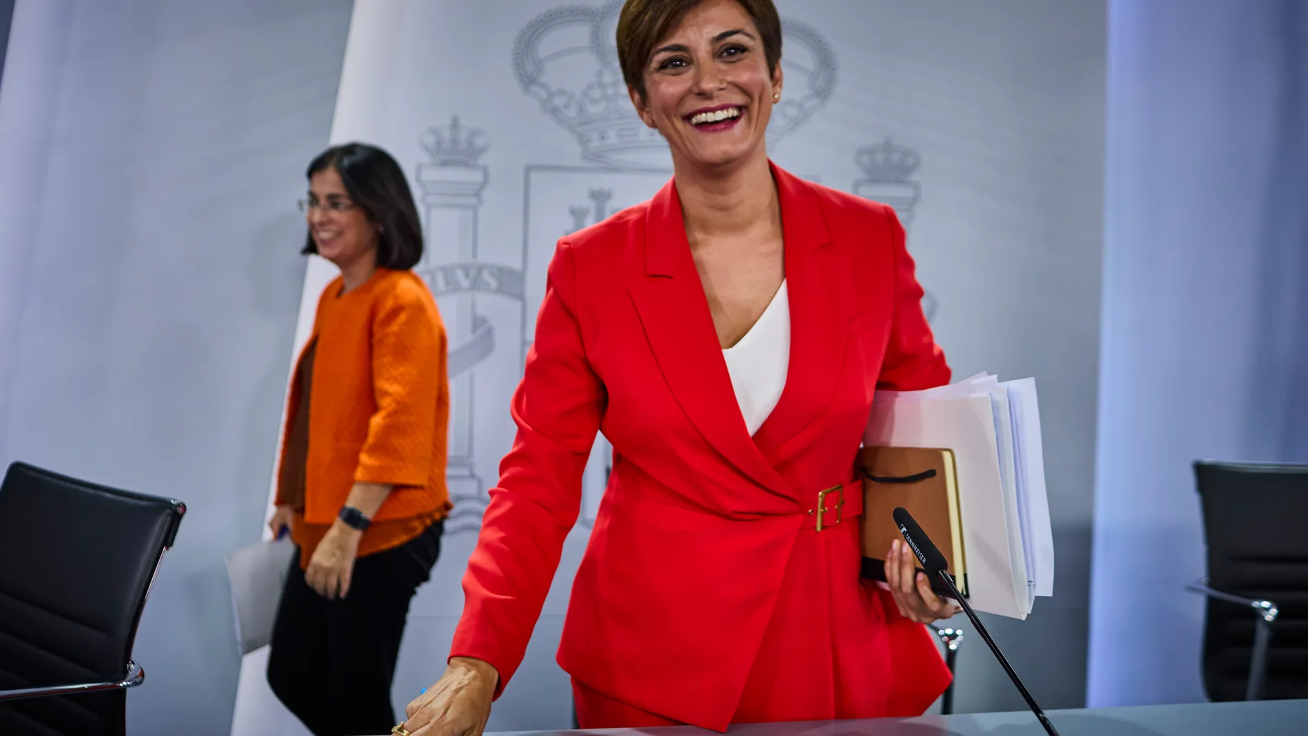 Las ministras de Política Territorial, Isabel Rodríguez García y de Sanidad, Carolina Darias, ayer en Moncloa