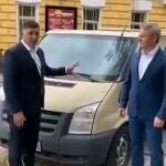 Serguei Puskepalis, a la izquierda, falleció junto al conductor del vehículo (a la derecha)