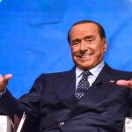 Silvio Berlusconi se valió de su imperio mediático para dar el salto a la política en 1993