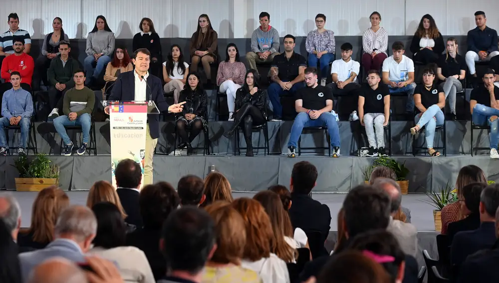 El presidente de la Junta de Castilla y León, Alfonso Fernández Mañueco, inaugura el curso 2022-2023 de las enseñanzas escolares de Castilla y León
