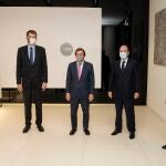 De izquierda a derecha, Santiago Aguirre, Presidente de Savills Aguirre Newman; Hugh Elliott, Embajador de Reino Unido en España; José Luis Martínez-Almeida, Alcalde de Madrid; y Luis Pardo, Presidente de la Cámara de Comercio Británica en España.TAREKMJ / TAREKMJ23/11/2020