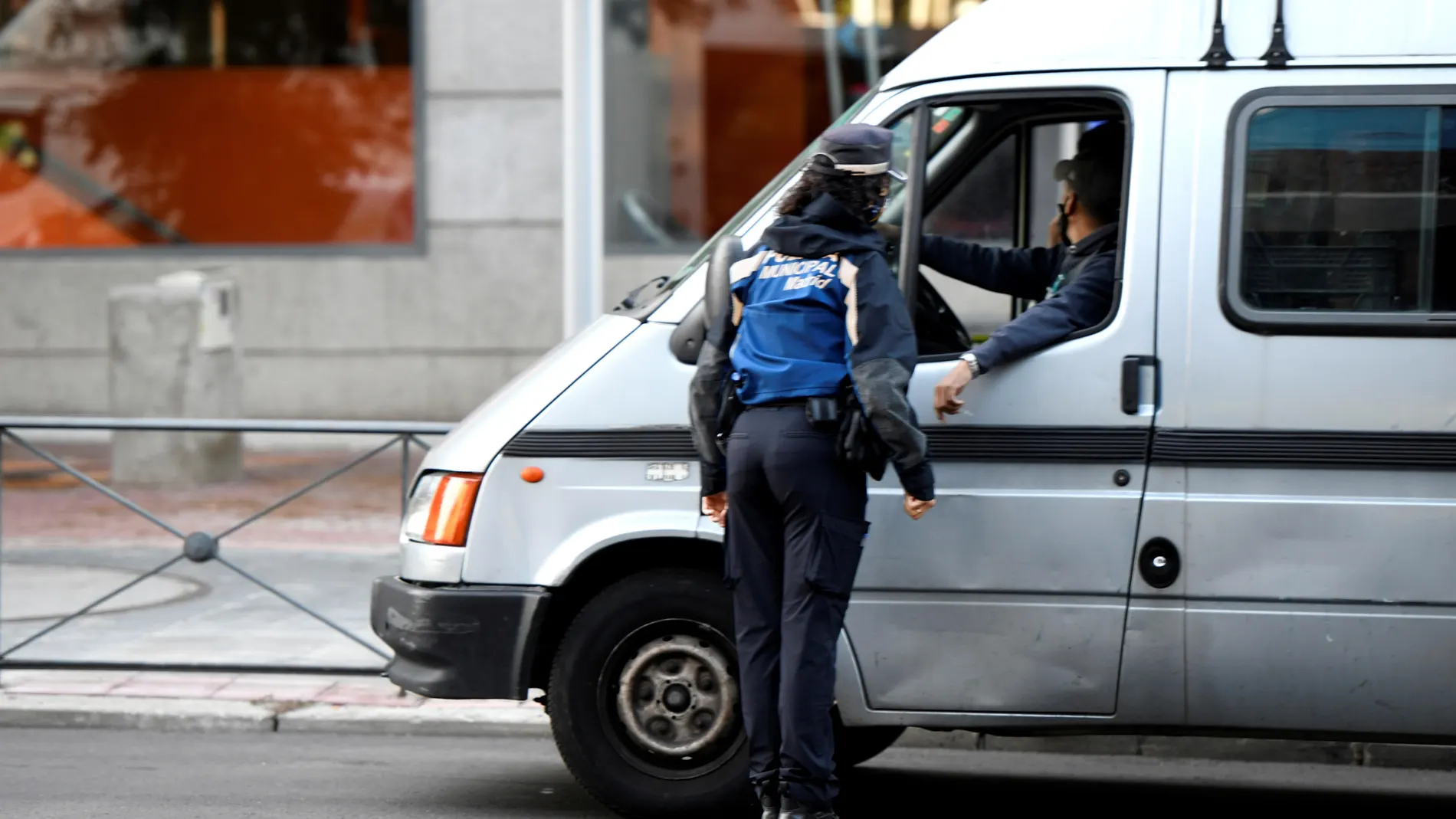 Hoy le multarán en Madrid si sale de su zona restringida sin justificación