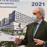El consejero de Sanidad de la Comunidad de Madrid, Enrique Ruiz Escudero, durante su intervención en la presentación del nuevo edificio de hospitalización y técnico asistencial del Hospital Universitario 12 de Octubre