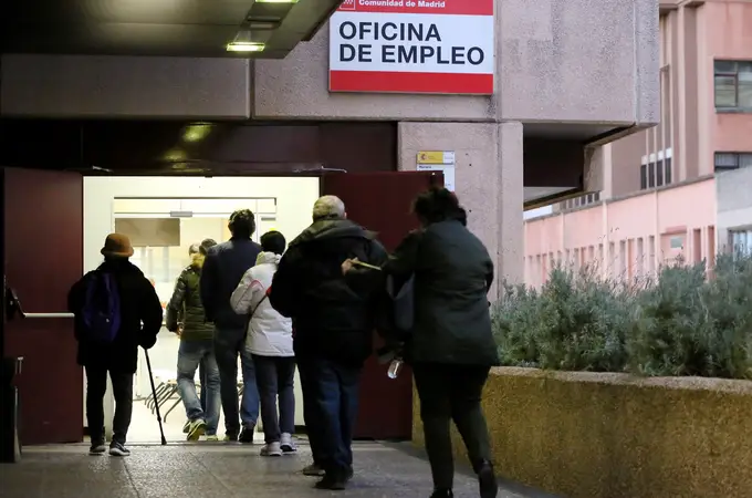 El paro aumenta en Madrid en 105.000 personas en un año, un 29,66 % más
