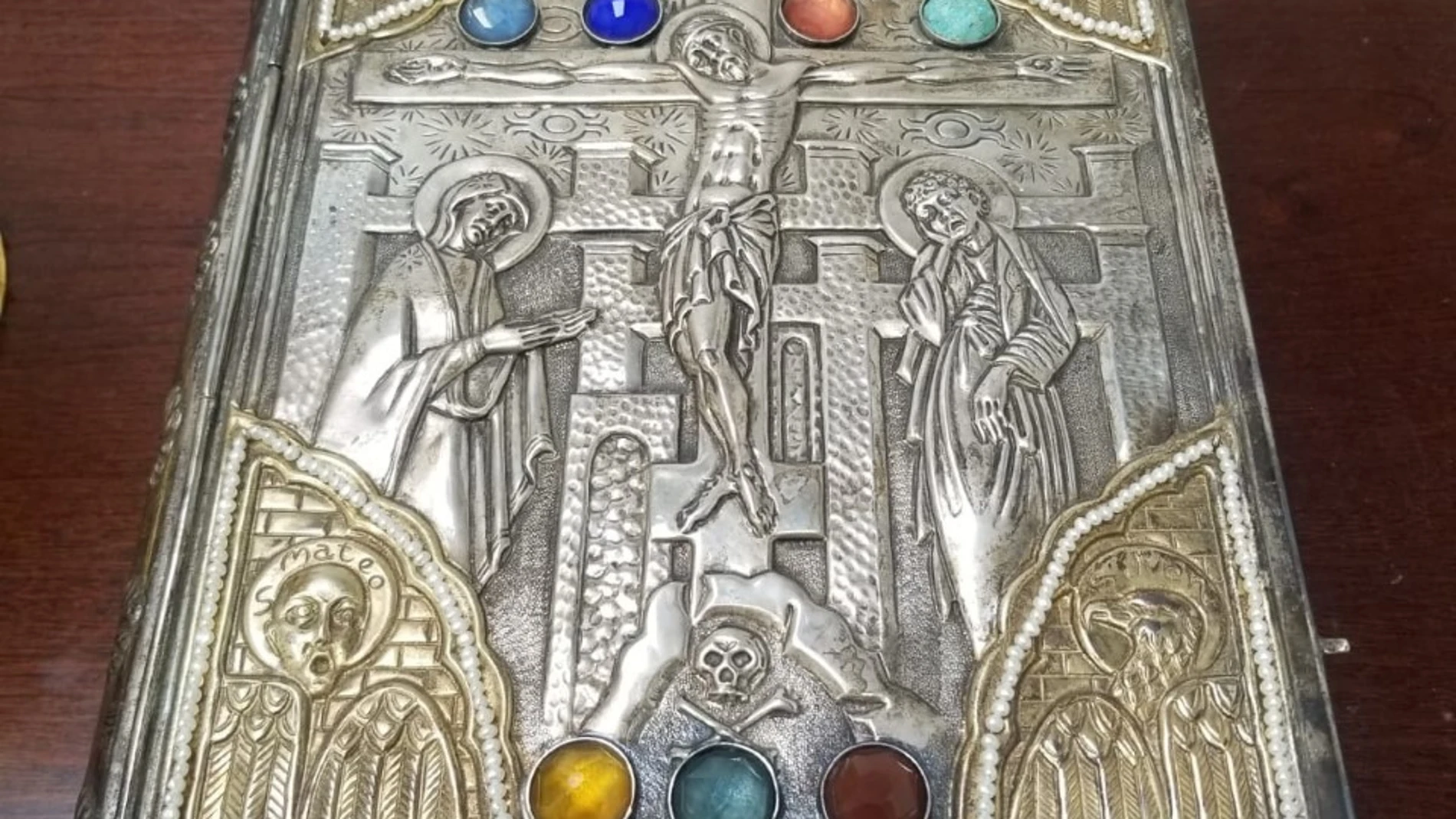 Anunciaba estos artículos con el título “Biblia vintage”