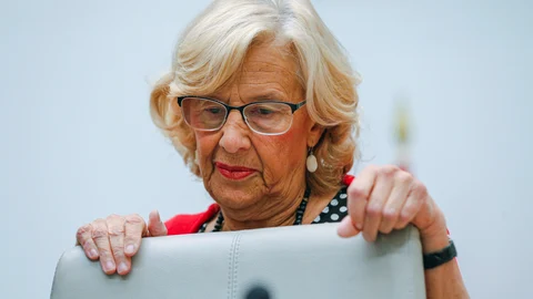 La ex alcaldesa Carmena, en el Pleno en el que cedió el testigo a José Luis Martínez-Almeida en junio de 2019