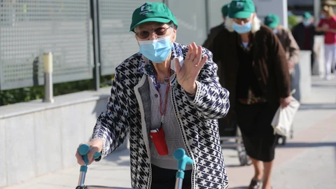 Varios ancianos en Madrid