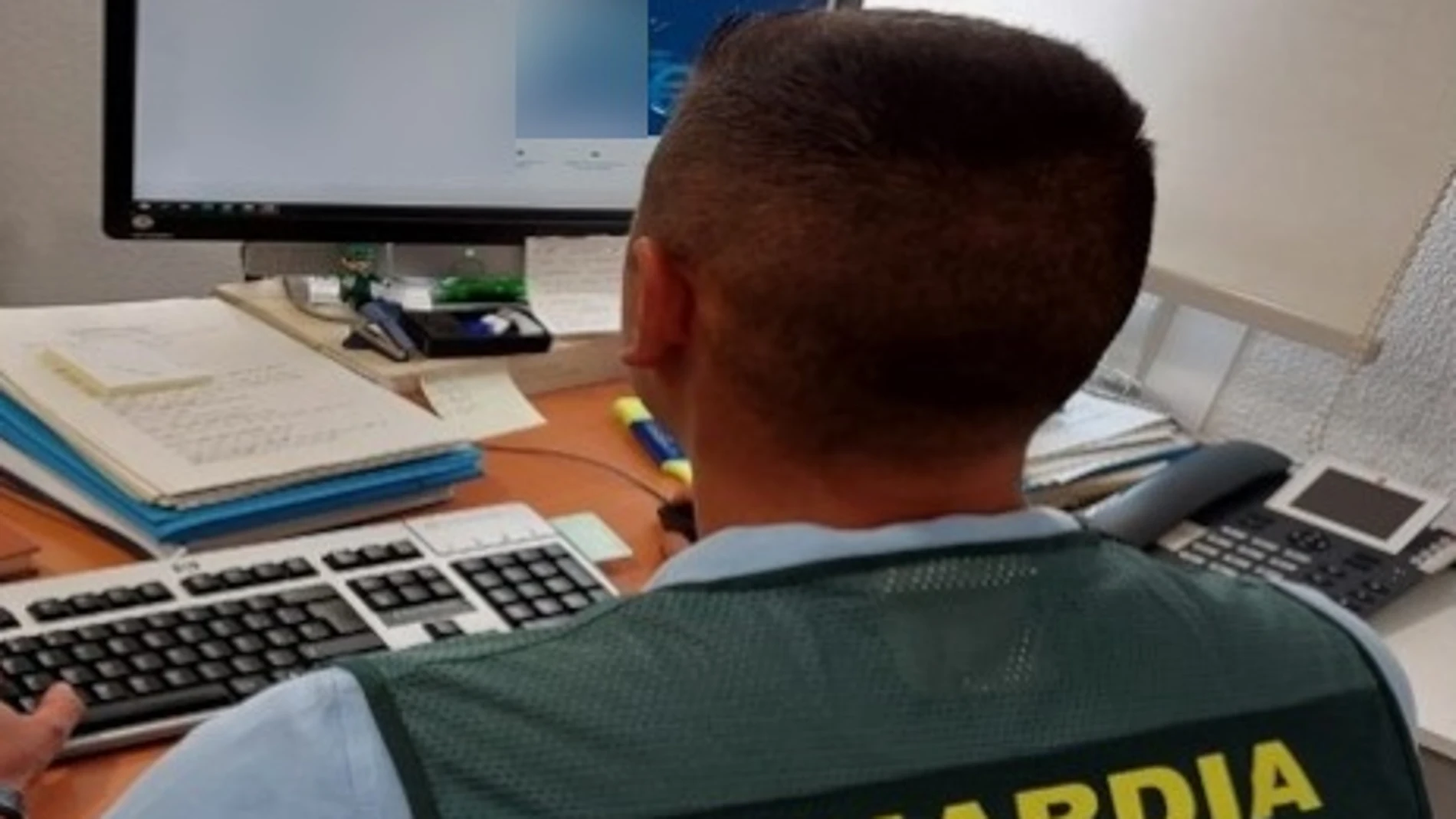 La Guardia Civil investiga delitos en internet