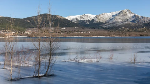 Picos de La Maliciosa y Bola del Mundo en la Sierra de Guadarrama