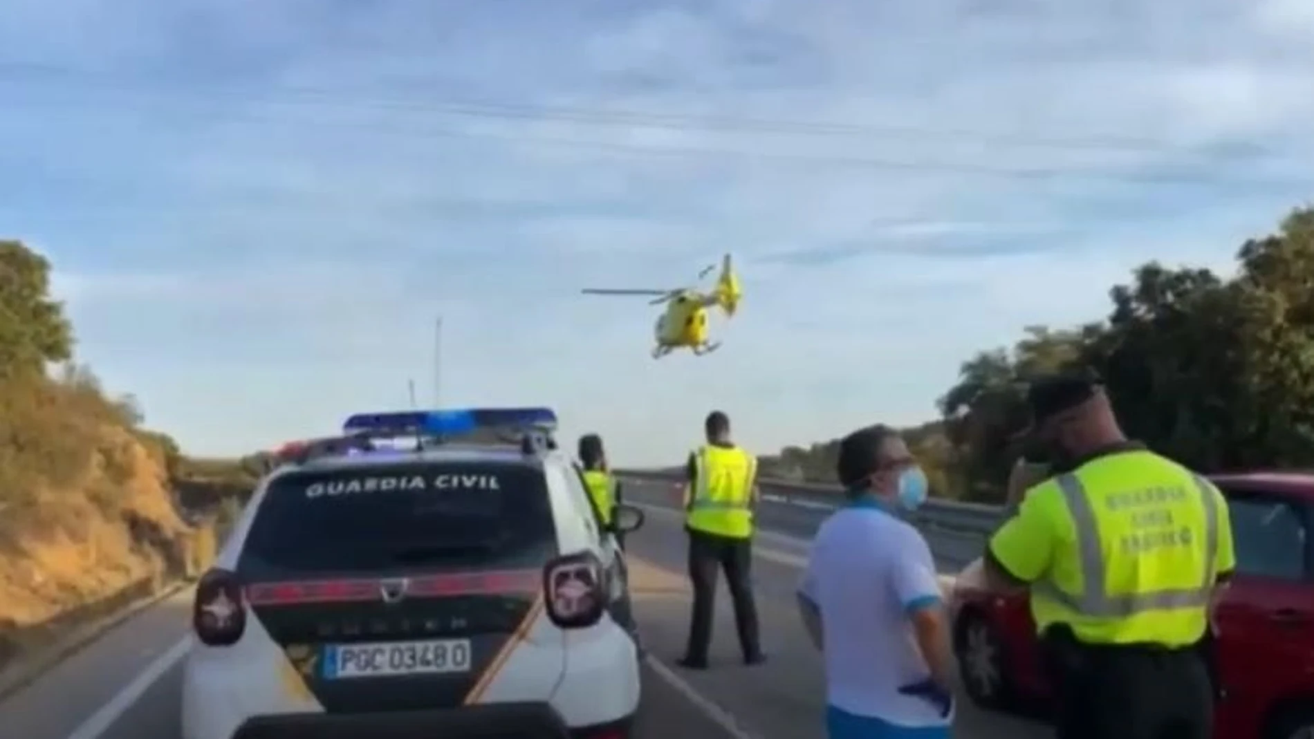 Trasladan a una mujer en estado grave al 12 de Octubre tras haber sufrido un accidente de tráfico