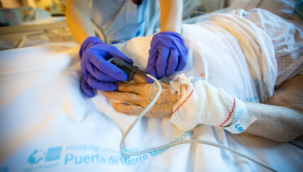 Imagen de la atención sanitaria en el hospital Puerta de Hierro de Madrid