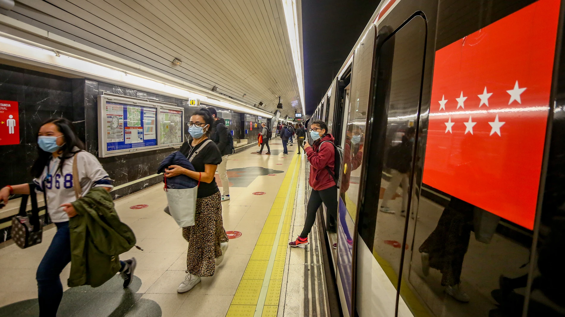 Huelga en el Metro de Madrid: los sindicatos convocan paros este miércoles  por el amianto