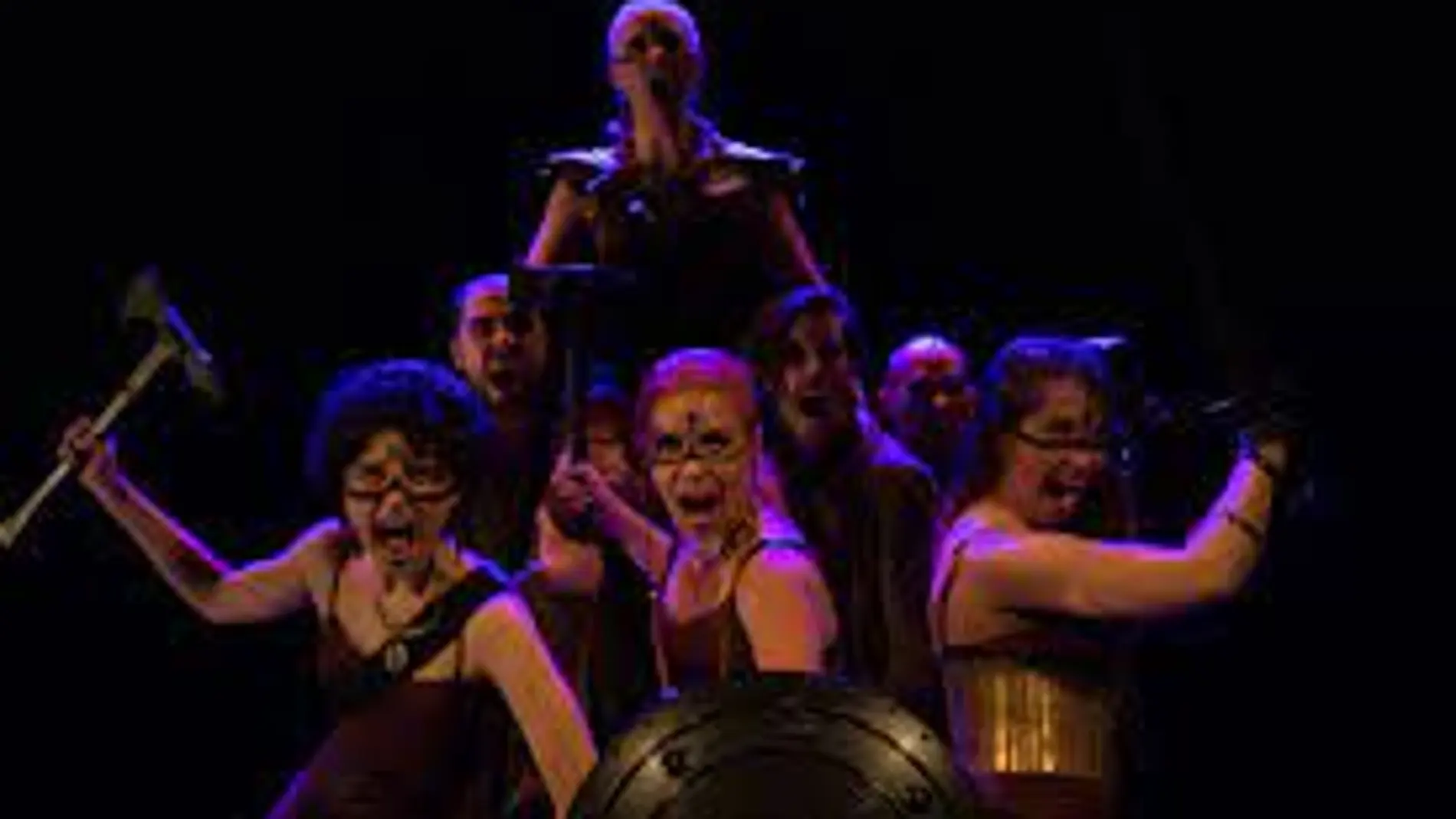 Las Amazonas, teatro en Alcalá de Henares