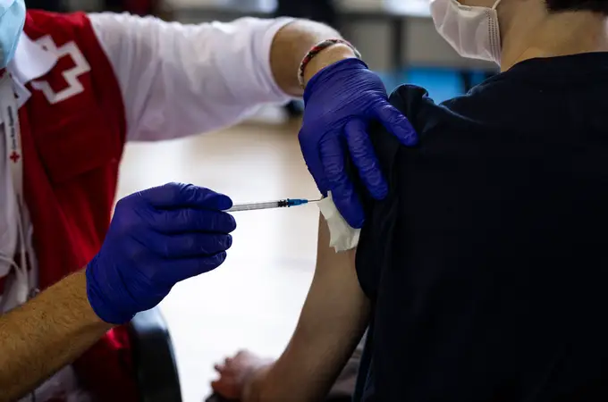 300 fallecidos en España tras recibir las vacunas anticovid