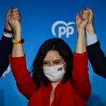Noche electoral en la sede del PP con una triunfadora Isabel Diaz Ayuso