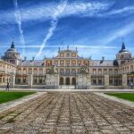 El palacio de Aranjuez visto desde la entrada principal.